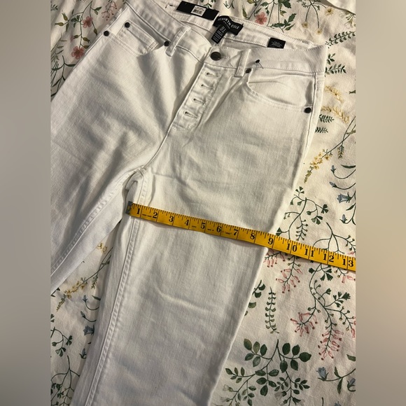 Kennet Cole Jeans - Picture 10 of 12